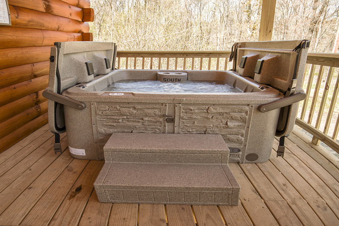 hocking hills cabin rentals pet friendly hot tub