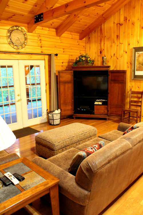 Silver Fox 3 Bedroom Cabin In Hocking Hills At Getaway Cabins